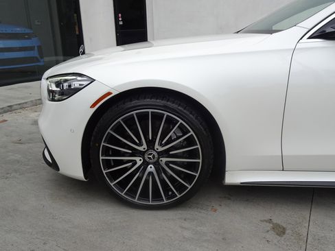 Used 2022 Mercedes-Benz S 580 4MATIC Sedan image 10