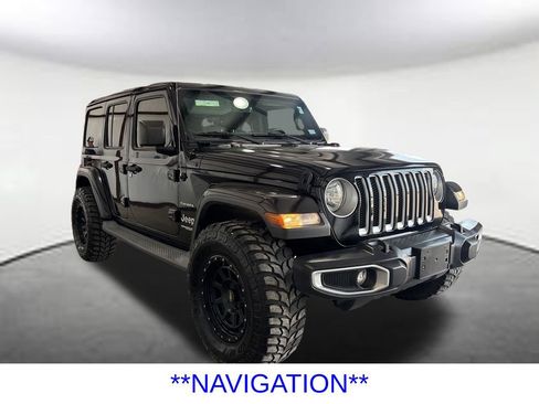 Used 2018 Jeep Wrangler Unlimited Sahara AWD/4WD image 8