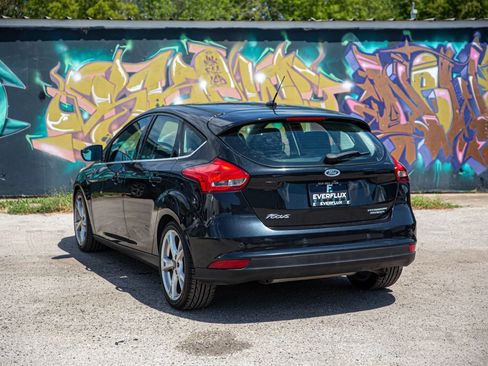 Used 2015 Ford Focus Titanium FWD image 8