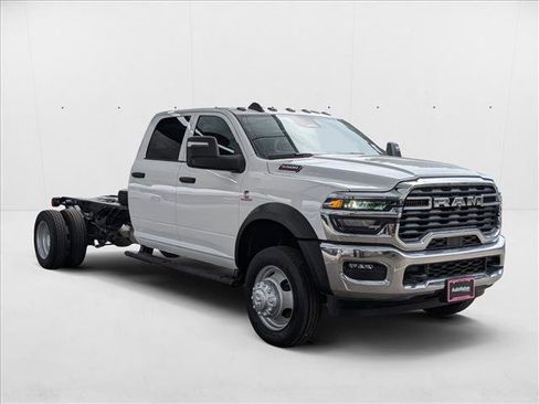 New 2026 RAM 5500 Tradesman w/ Chrome Appearance Group image 6