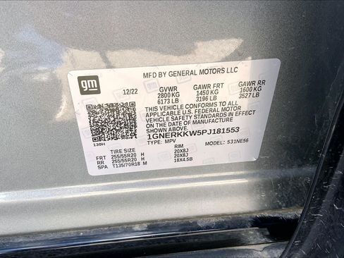 Used 2023 Chevrolet Traverse Premier w/ Redline Edition FWD image 37