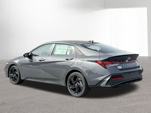 New 2026 Hyundai Elantra Sport FWD image 30