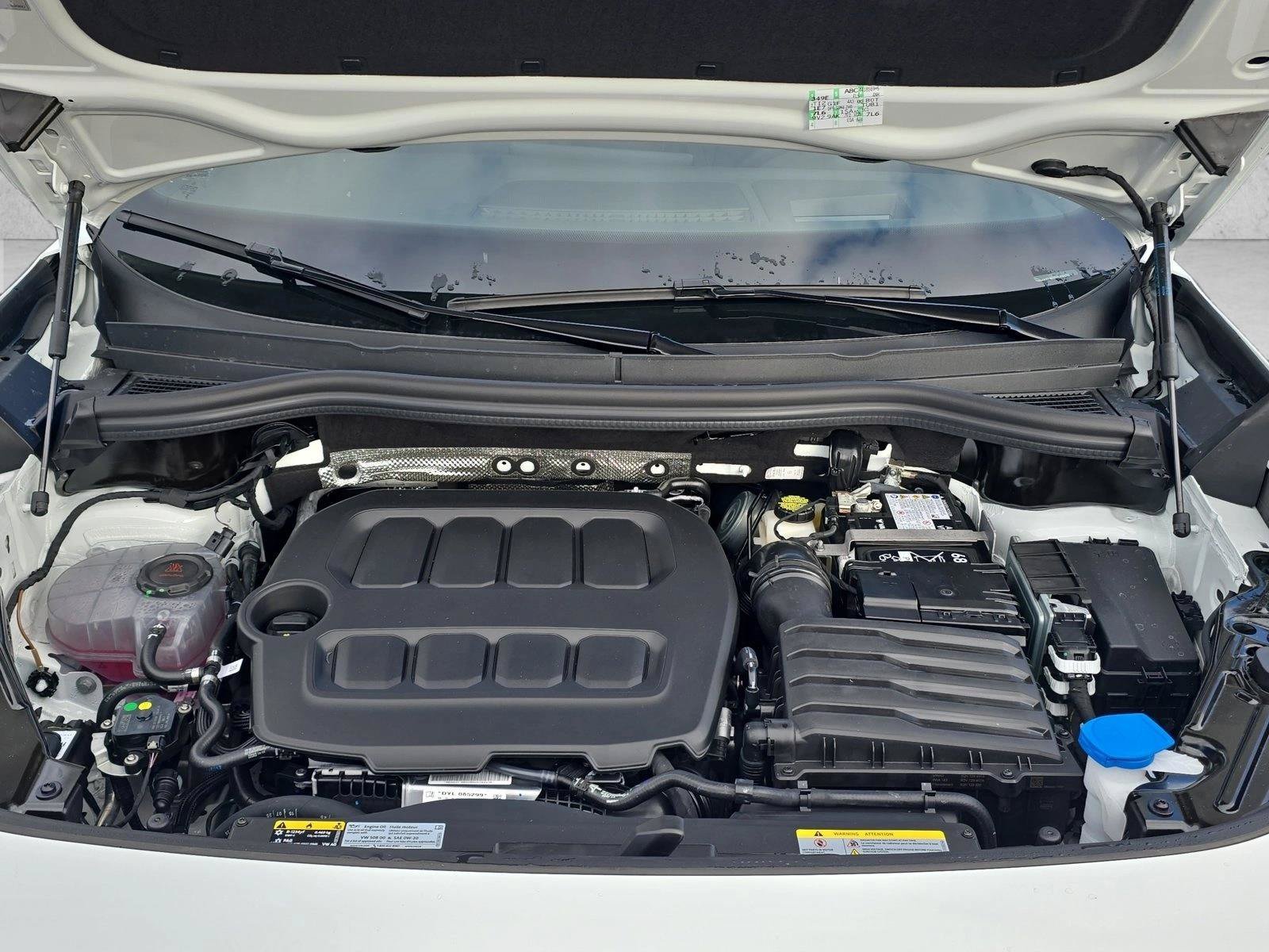 New 2026 Volkswagen Tiguan SE R-Line FWD image 20