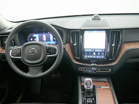 Certified 2023 Volvo XC60 T8 Ultimate w/ Climate Package AWD/4WD image 25