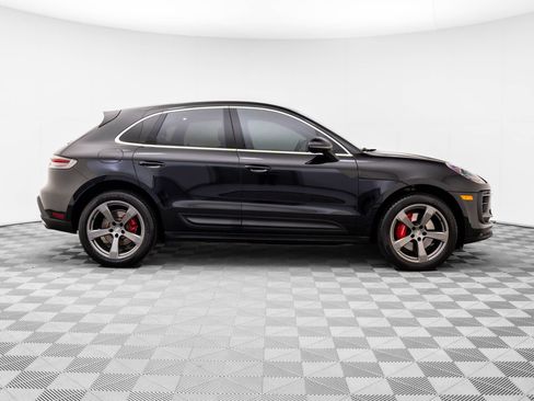 Certified 2023 Porsche Macan S image 7