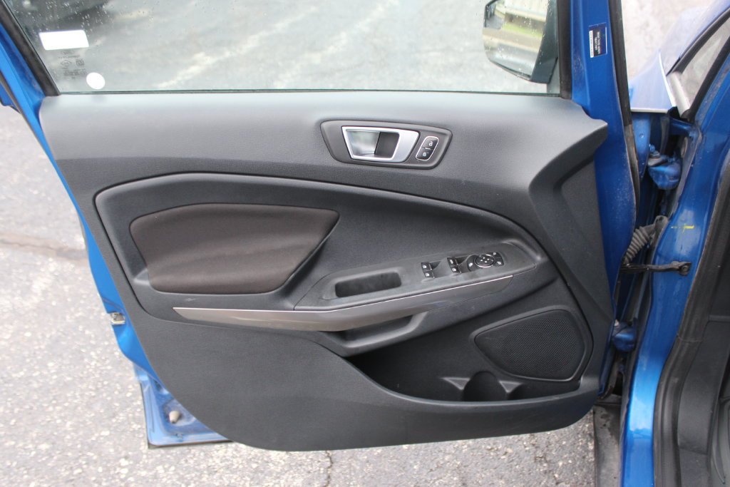 Used 2018 Ford EcoSport SE FWD image 18