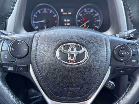 Used 2018 Toyota RAV4 Adventure image 24