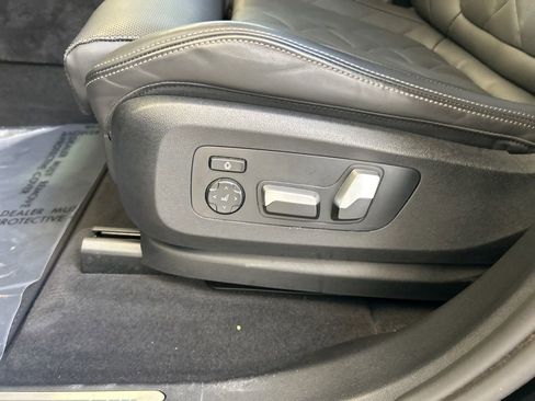 Used 2024 BMW X5 sDrive40i w/ M Sport Package image 51