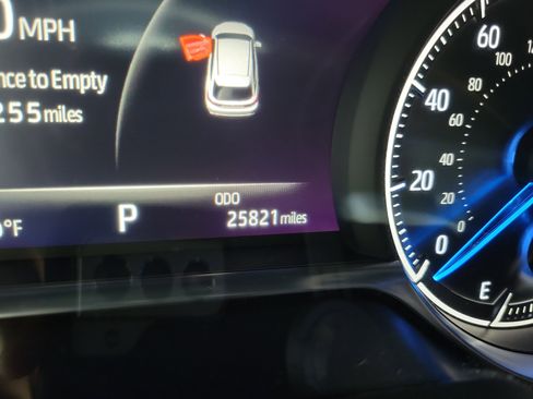 Certified 2023 Toyota Venza Nightshade image 20