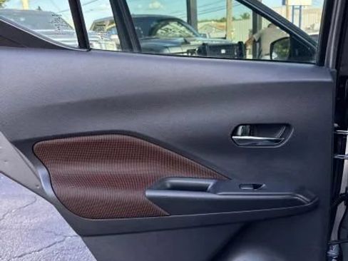 Used 2020 Nissan Kicks SR FWD image 22