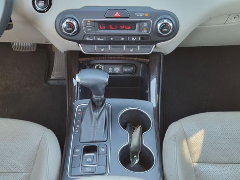 Used 2019 Kia Sorento EX image 24