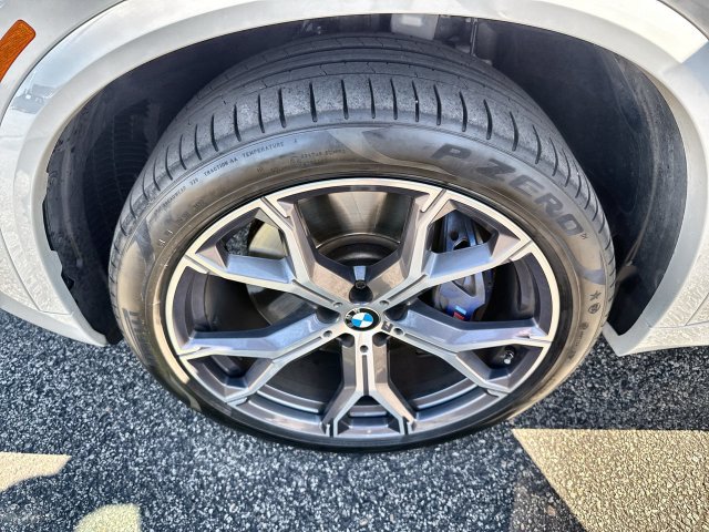 Used 2025 BMW X5 M60i AWD/4WD image 10