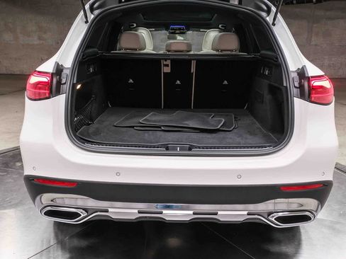 Certified 2026 Mercedes-Benz GLC 300 image 30
