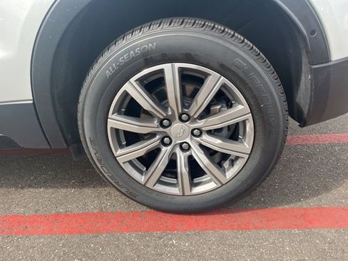 Certified 2022 Cadillac XT4 Sport w/ Enhanced Visibility Package image 24