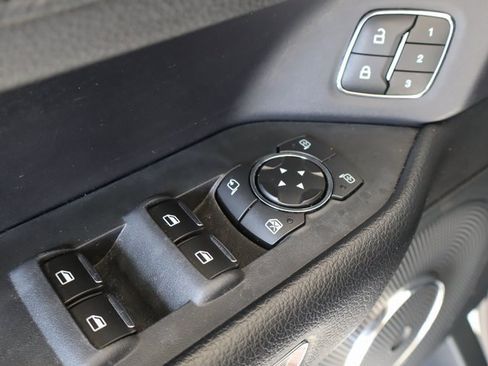 Used 2020 Ford Expedition XLT w/ Equipment Group 202A image 17