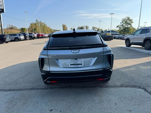 Used 2024 Cadillac Lyriq Luxury w/ LPO, Floor Liner Package image 4