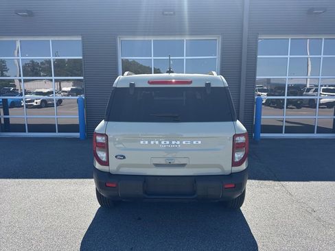Used 2025 Ford Bronco Sport Big Bend w/ Convenience Package AWD/4WD image 3