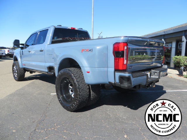 Used 2023 Ford F450 Platinum w/ FX4 Off-Road Package AWD/4WD image 3