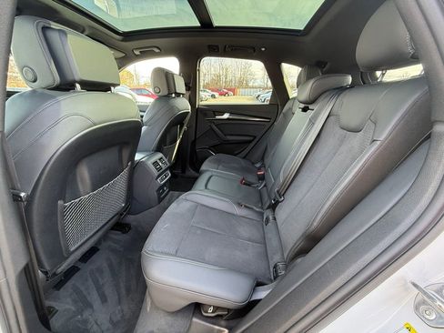 Used 2022 Audi SQ5 Premium Plus w/ Premium Plus Package image 24