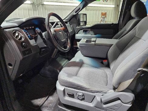 Used 2011 Ford F150 XLT w/ XTR Pkg image 9