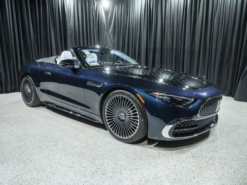 New 2026 Mercedes-Benz Maybach SL 680 image 4