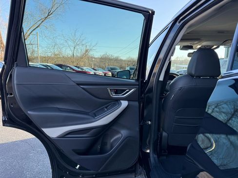Used 2023 Subaru Forester Limited image 24