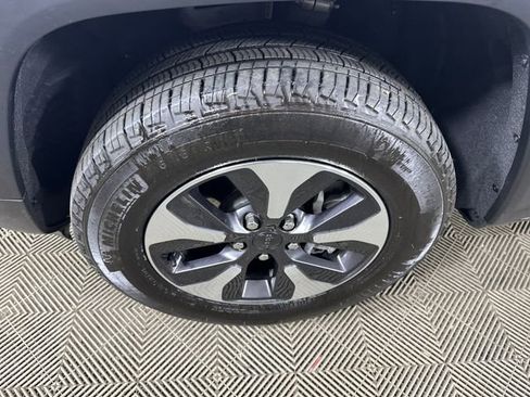 Used 2023 Jeep Grand Cherokee 4WD 4xe w/ Luxury Tech Group II image 10