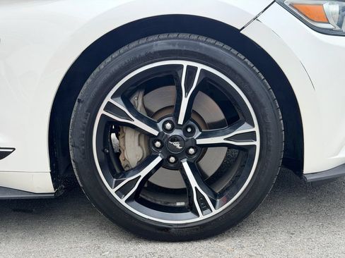 Used 2017 Ford Mustang GT Premium w/ Equipment Group 401A RWD image 23