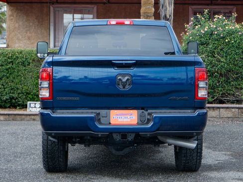 Used 2022 RAM 2500 Big Horn w/ Night Edition image 8