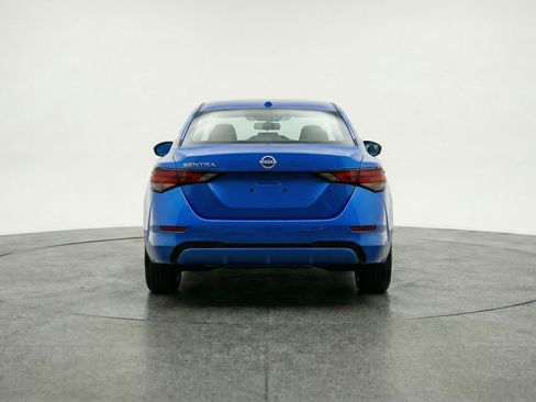 Used 2025 Nissan Sentra SV image 7