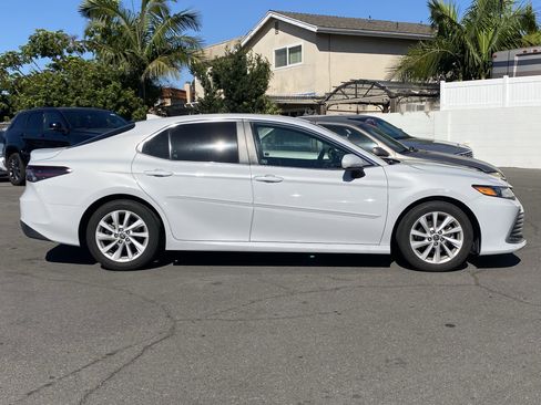 Used 2024 Toyota Camry LE image 2