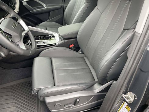 Certified 2025 Audi Q5 Premium Plus w/ Premium Plus AWD/4WD image 17