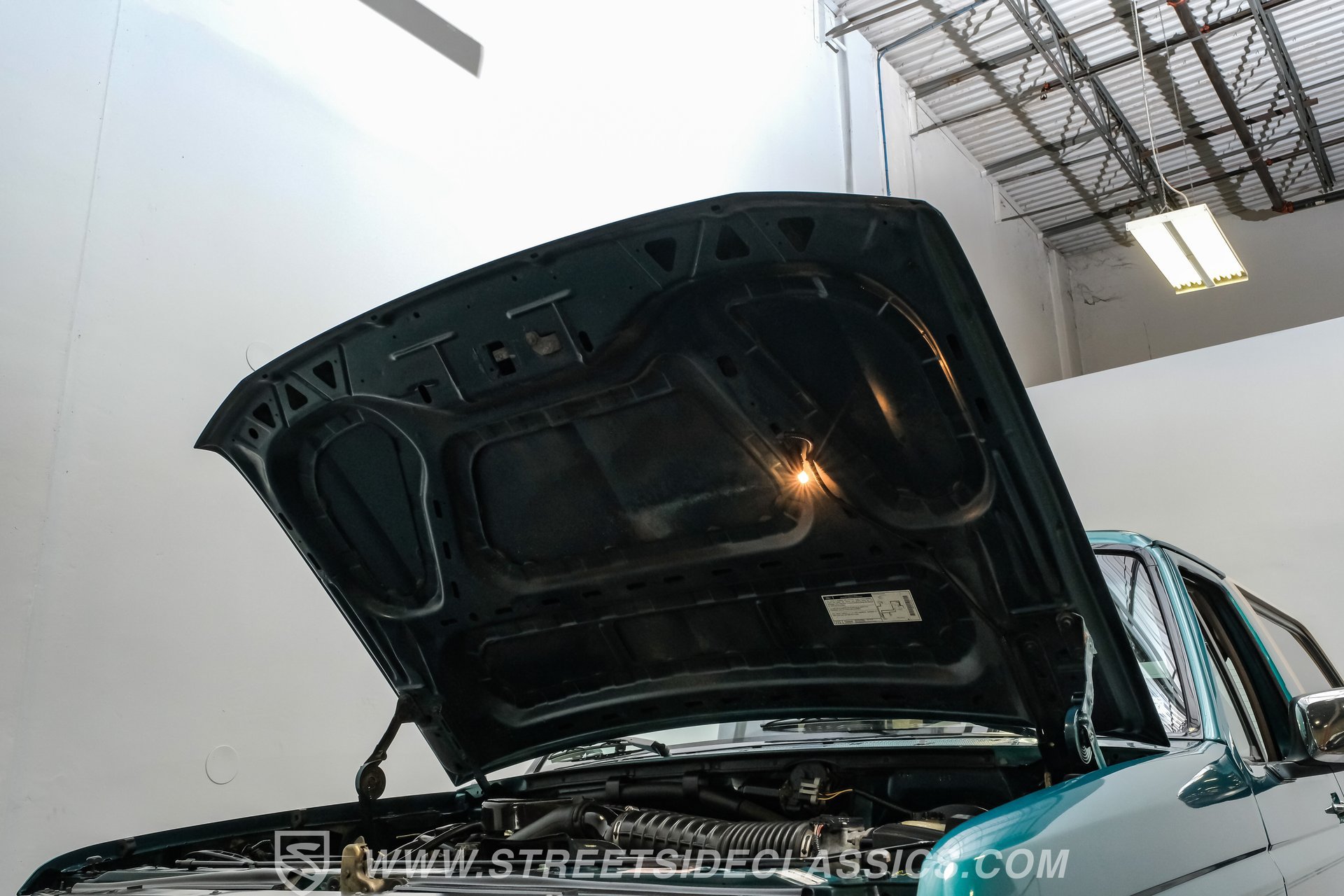 Used 1996 Ford Bronco Eddie Bauer AWD/4WD image 40