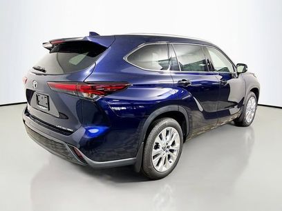 New 2026 Toyota Highlander Limited