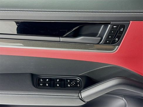 New 2026 Porsche Cayenne Turbo image 11
