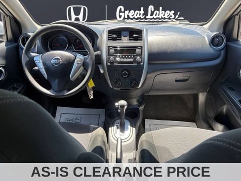 Used 2017 Nissan Versa SV FWD image 10