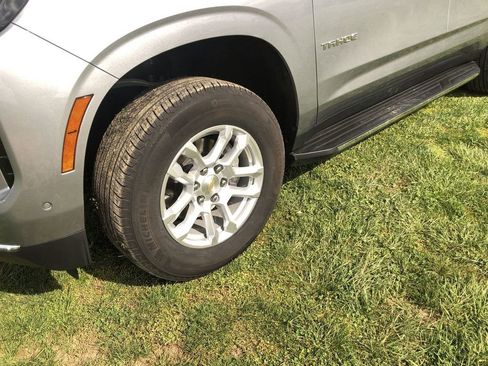 Used 2025 Chevrolet Tahoe LT image 10