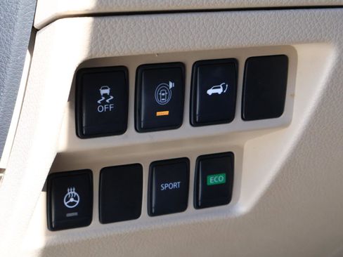 Used 2017 Nissan Rogue SL w/ SL Premium Package image 24