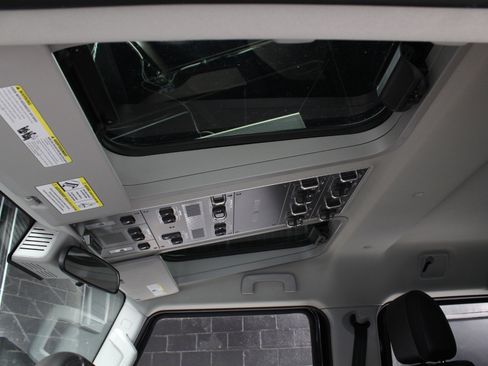 Used 2024 INEOS Grenadier AWD/4WD image 31