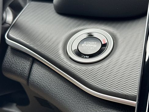 New 2025 Jeep Grand Cherokee Laredo image 24