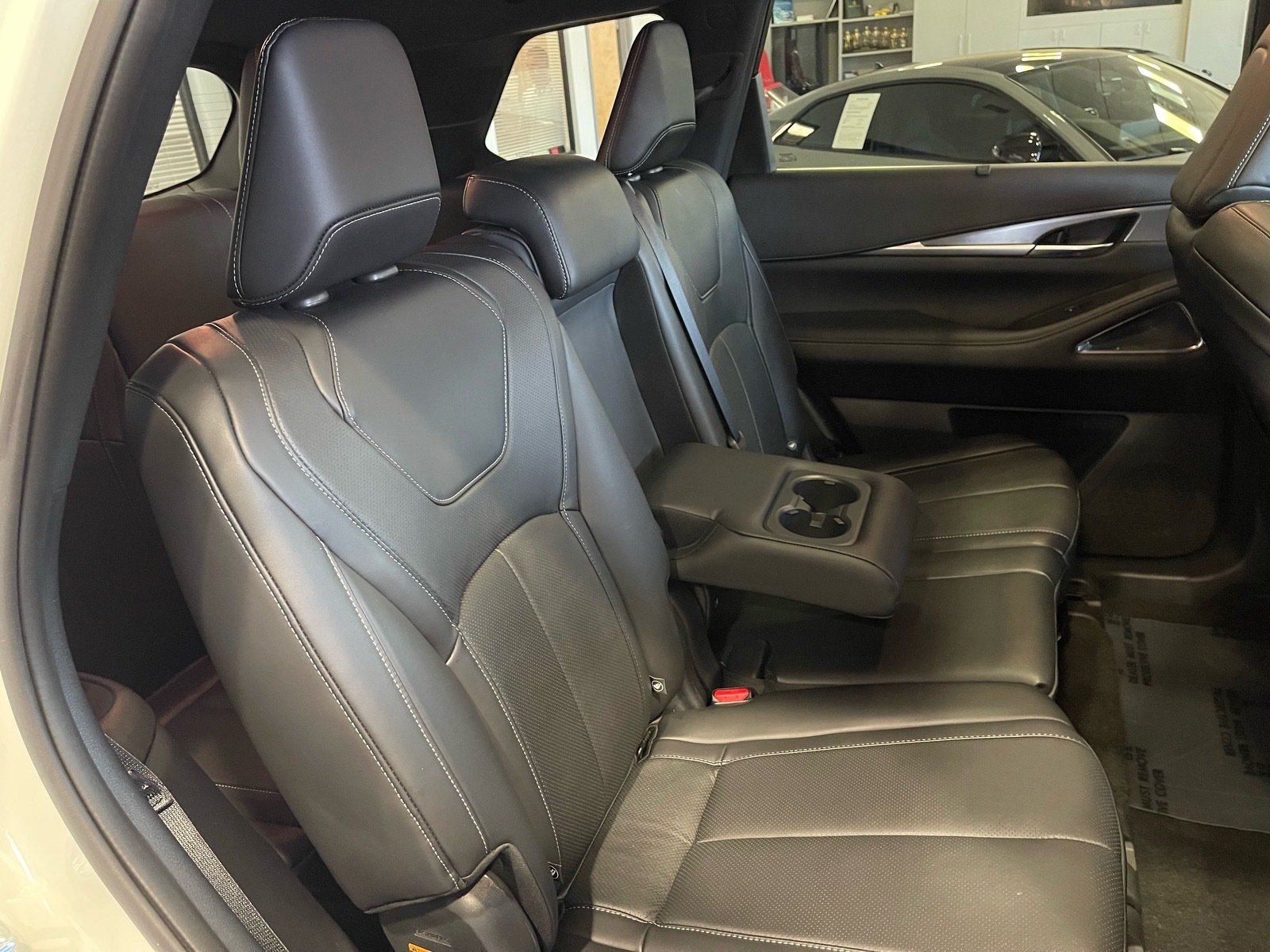 Used 2025 INFINITI QX60 Luxe w/ Black Edition AWD/4WD image 45