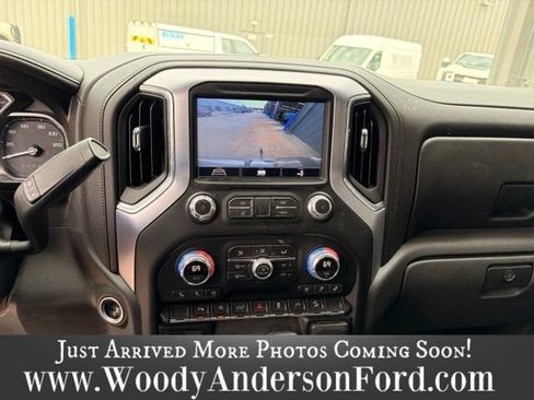 Used 2020 GMC Sierra 1500 SLT w/ SLT Premium Package AWD/4WD image 12