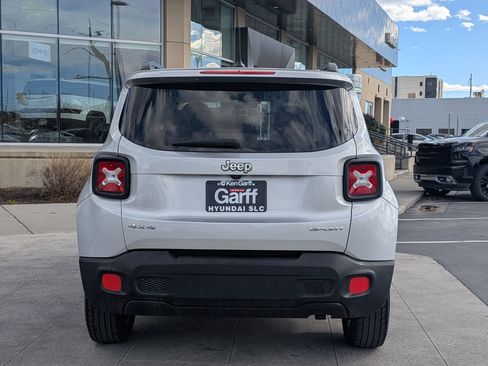 Used 2017 Jeep Renegade Sport w/ Power & Air Group image 5