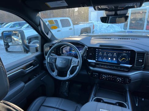 Certified 2025 Chevrolet Silverado 2500 High Country w/ Midnight Edition image 34