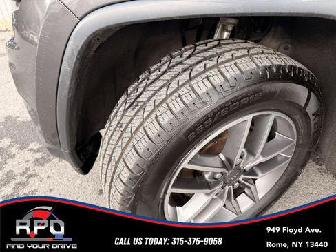 Used 2020 Jeep Grand Cherokee Limited AWD/4WD image 11
