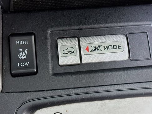 Used 2017 Subaru Forester 2.5i Premium AWD/4WD image 16