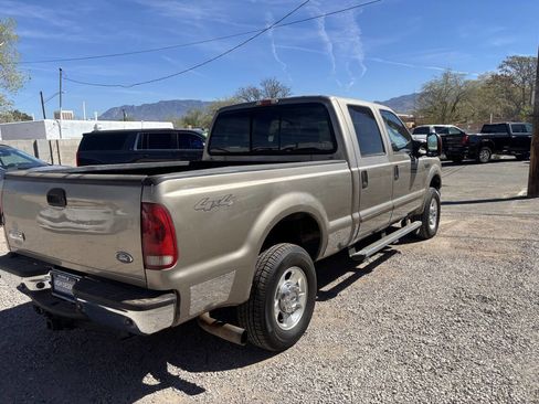 Used 2005 Ford F250 Lariat image 7