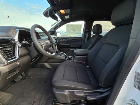 New 2024 GMC Canyon Elevation w/ Convenience Package image 20