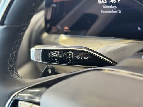 New 2026 Cadillac Vistiq Luxury image 31