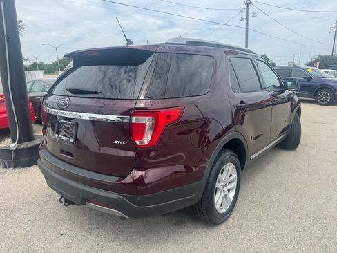 Used 2019 Ford Explorer XLT w/ Equipment Group 202A AWD/4WD image 8